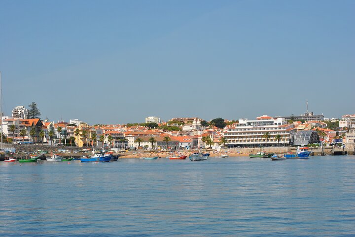 Cascais Private Sailing Cruise with a drink - Half day/full day
