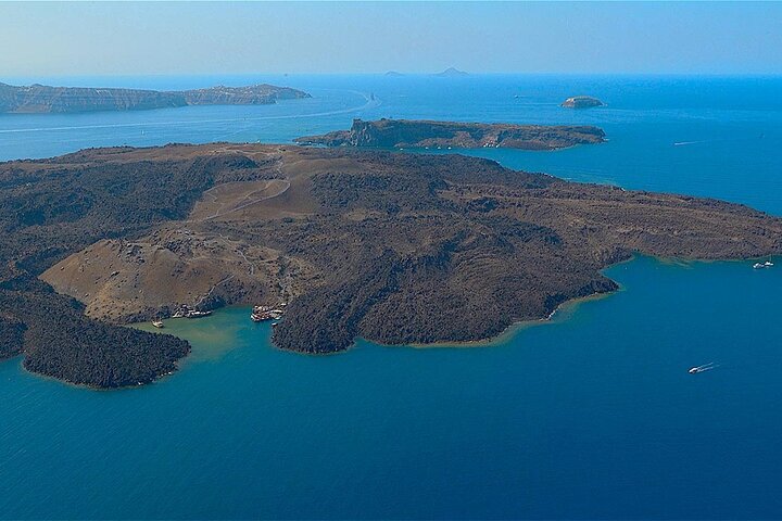 Private Helicopter Transfer from Ios to Santorini