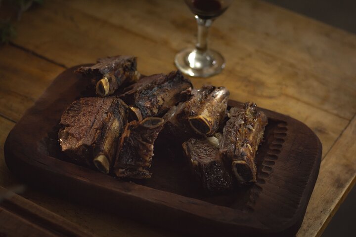 Roast and Empanadas Class with Wine |Mendoza|Braseando Experience