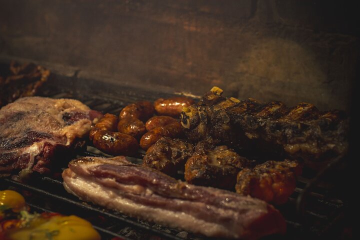 Roast and Empanadas Class with Wine |Mendoza|Braseando Experience
