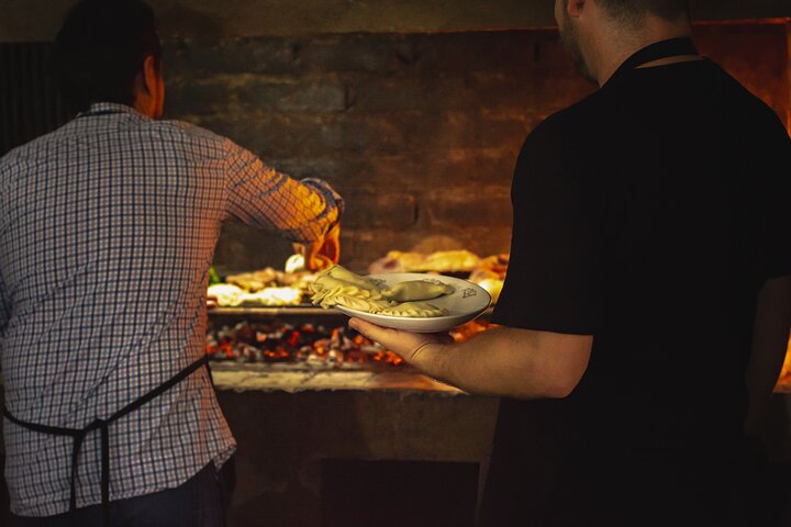Roast and Empanadas Class with Wine |Mendoza|Braseando Experience