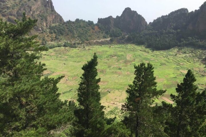 Best of São Vicente & Santo Antão – 2 Days: Car, Ferry & Guide