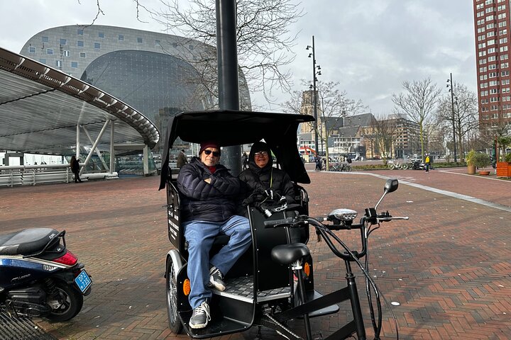 Private Pedicab/Rickshaw Tour of Rotterdam With a Local Guide