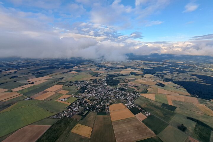 Hot air ballooning: Chambord, Blois, Chenonceau, Cheverny or Chaumont