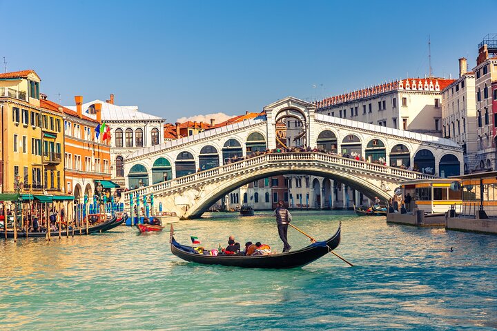 Deluxe Venice Tour from Ravenna Cruise Port with Canal Ride