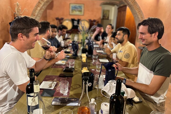 Lunch Time Tasting & Winery Tour