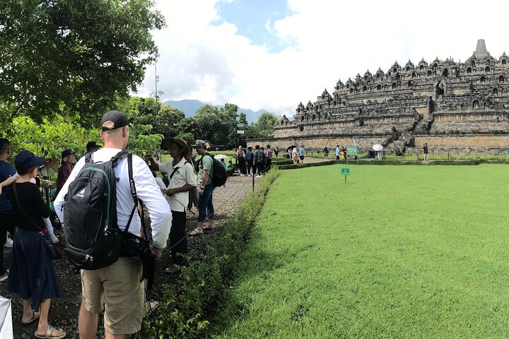 Borobudur Full Climb Up And Prambanan ALL INCLUSIVE PRIVATE Tour