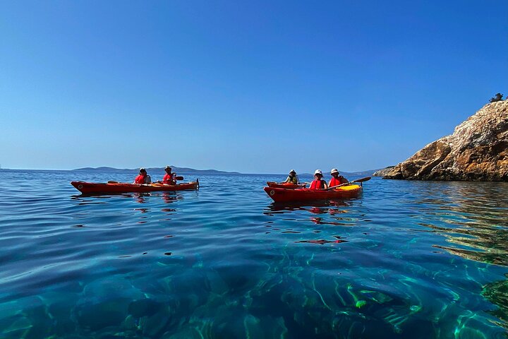 Naxos: Rhina Cave Sea Kayaking Tour