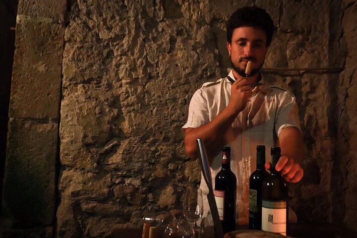 Pitigliano in the footstep of the Etruscan: Hike and wine tasting