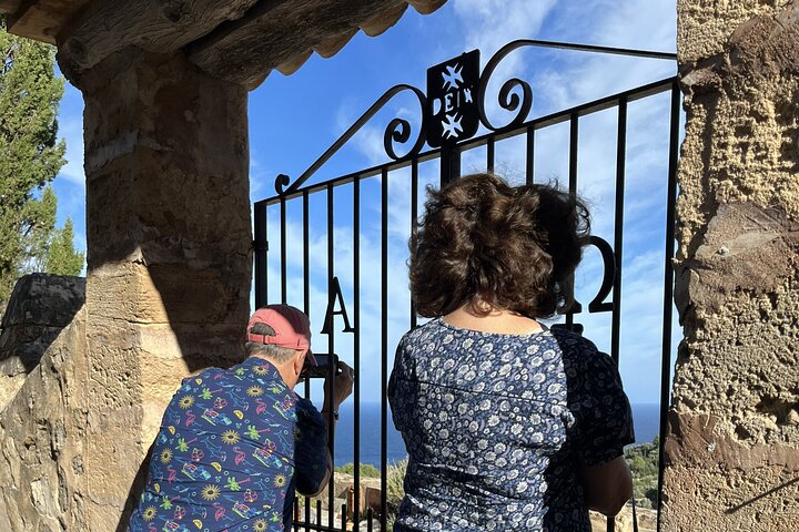 Secret Corners and Tastes of Mallorca Private Experience