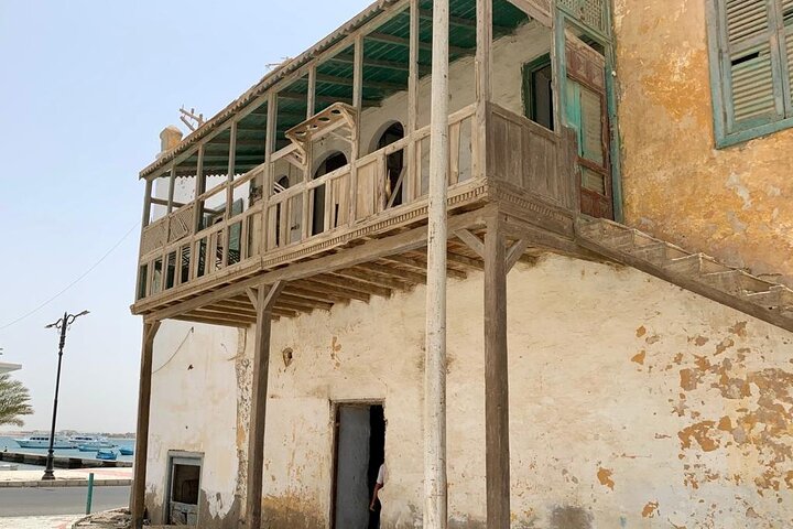 Private Sightseeing Tour Visit in El Quseir City with Shopping