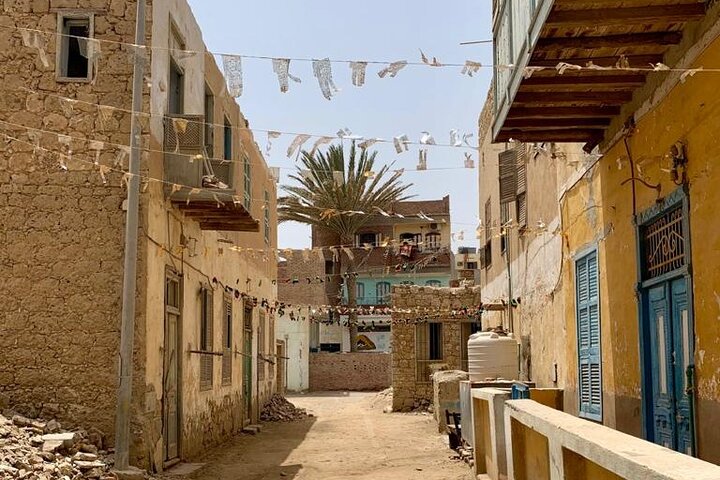 Private Sightseeing Tour Visit in El Quseir City with Shopping