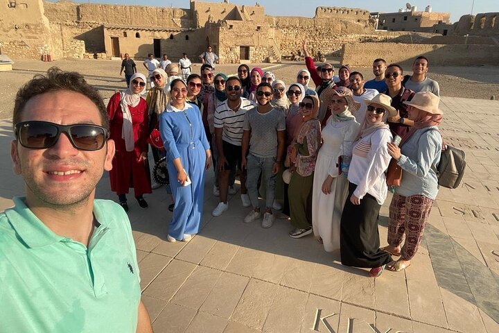 Private Sightseeing Tour Visit in El Quseir City with Shopping