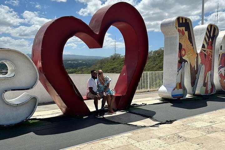 Discover Managua: History, Culture & Hidden Gems Tour
