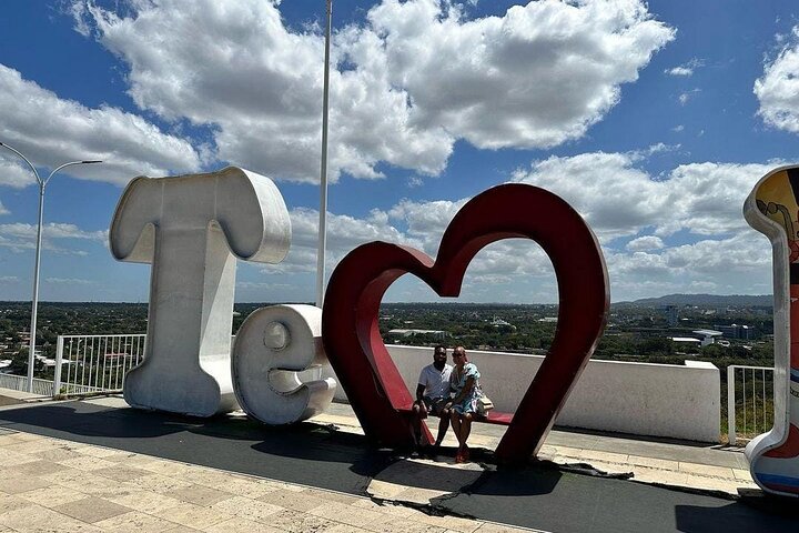 Discover Managua: History, Culture & Hidden Gems Tour