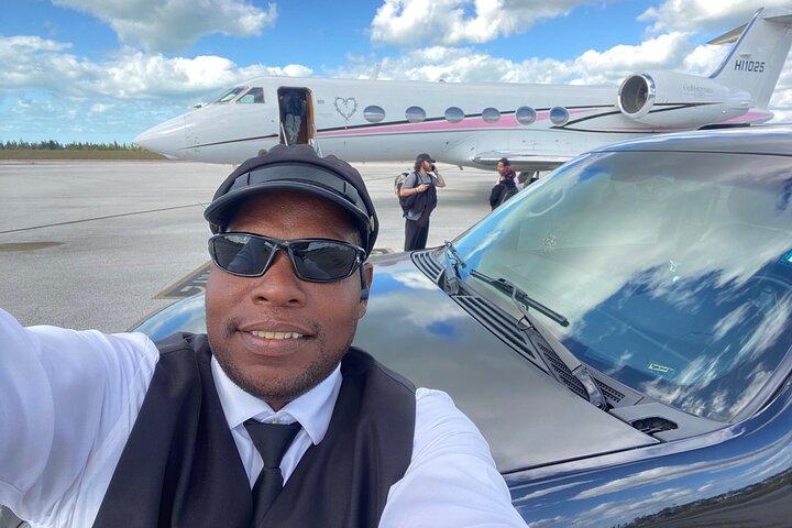 Luxury SUV Transfer from Airport, cruise port, Celebration Key