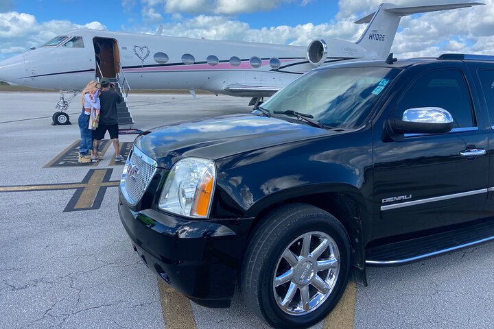Luxury SUV Transfer from Airport, cruise port, Celebration Key
