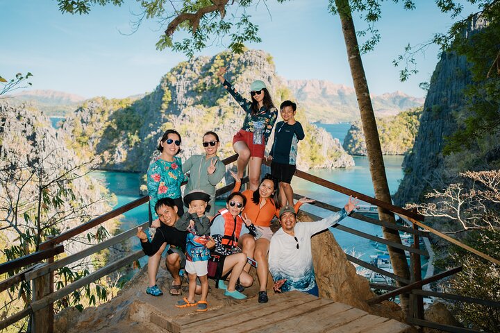 Coron Island Hopping Tour: via Private Speedboat