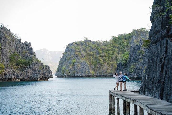 Coron Island Hopping Tour: via Private Speedboat