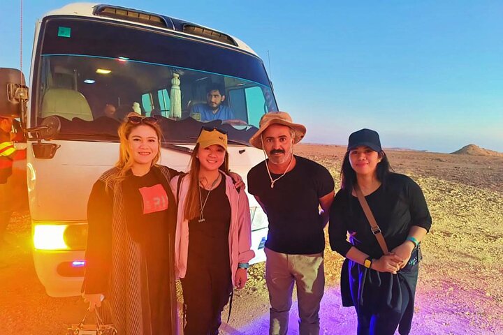 Edge of the World Riyadh Tour with Camel Ride, Bat Cave & Dinner