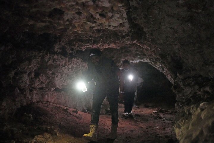 Edge of the World Riyadh Tour with Camel Ride, Bat Cave & Dinner