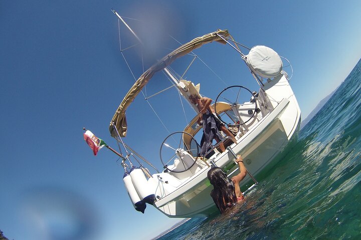 Alghero - Sailboat trip with lunch on board,