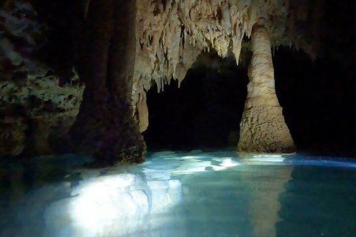 Bonaire CaveTour Climb, Snorkel & Explore the Hidden Gems
