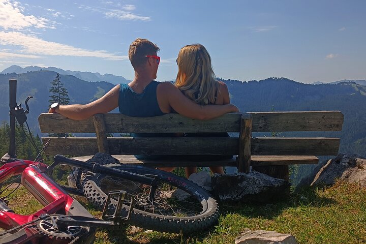 Guided e-bike tour of the alpine pastures in the Salzkammergut