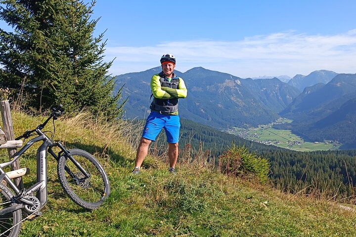 Guided e-bike tour of the alpine pastures in the Salzkammergut