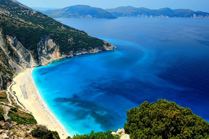 Discover the Highlights of Kefalonia Full-Day Tour