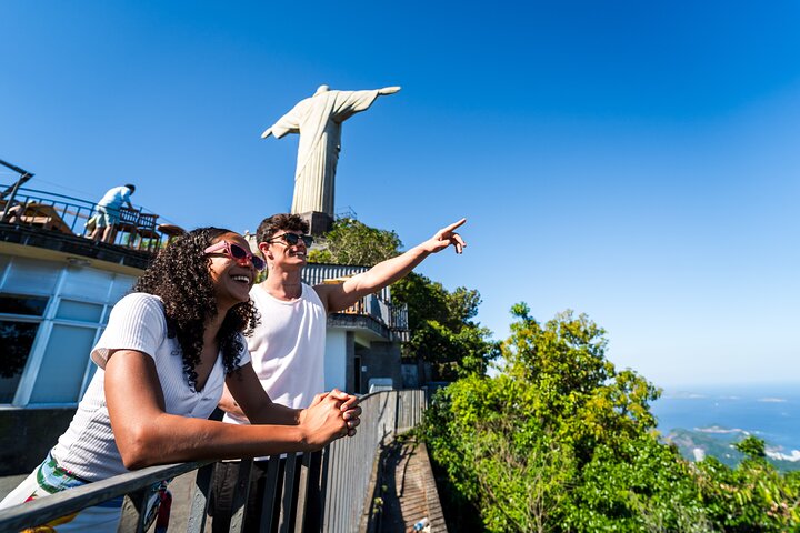 Full Day in Rio: Christ by Train, Sugarloaf, Selarón & Barbecue