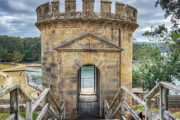 Port Arthur Full-day Guided Tour with Harbour Cruise and Tasman National Park