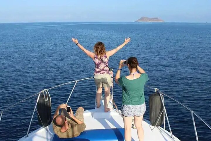 Bartolome Island Tour & Snorkeling from Puerto Ayora, Galápagos