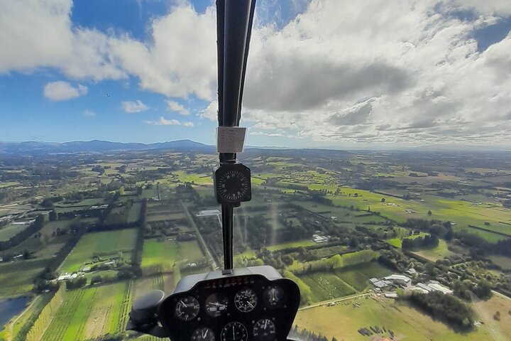 Helicopter trial Flight. Have a go at being the pilot
