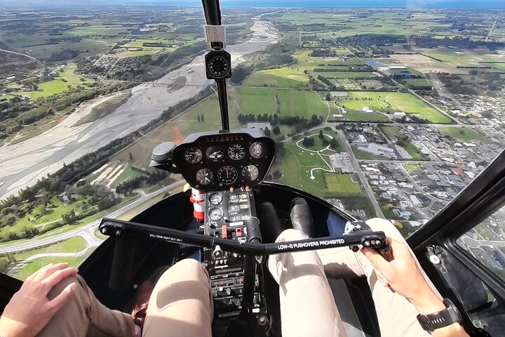 Helicopter trial Flight. Have a go at being the pilot