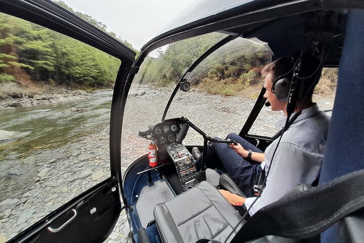 Helicopter trial Flight. Have a go at being the pilot