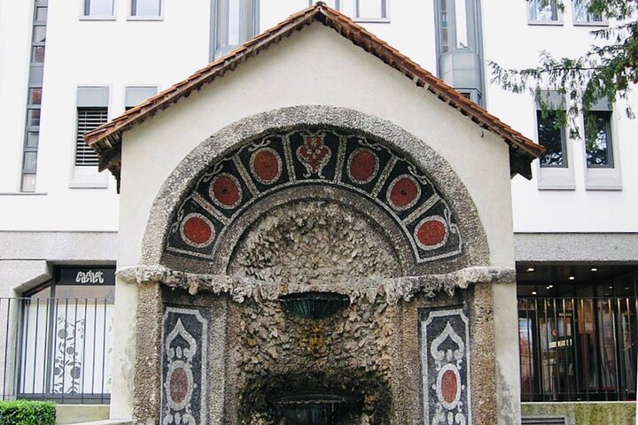 Private fantastic tour through the old town of Chur