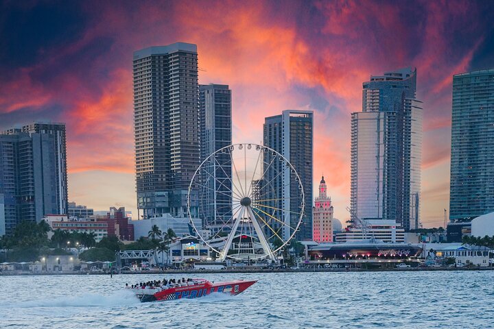 Speedboat Sightseeing Adventure of Miami