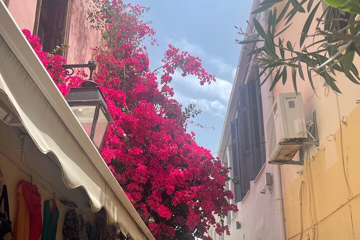 PRIVATE-Zeus’ Birthplace - Knossos-Olive oil Factory-Old Villages