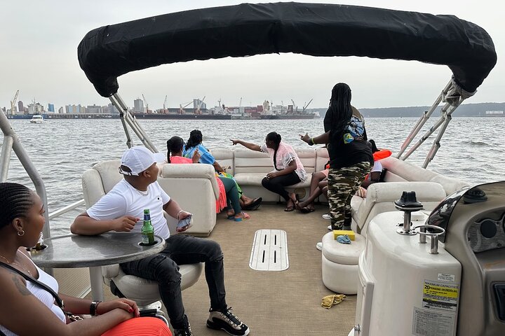 Luxury Harbour Ocean Boat Cruise