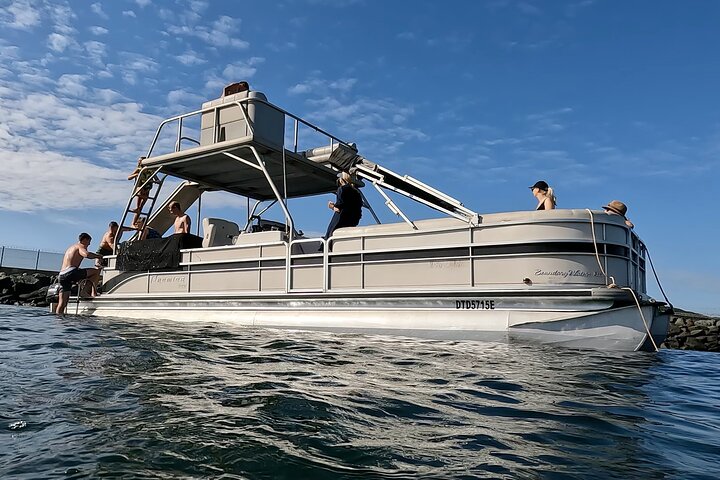 Luxury Harbour Ocean Boat Cruise