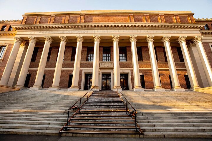Illustrious Schools: Group Tour of MIT And Harvard