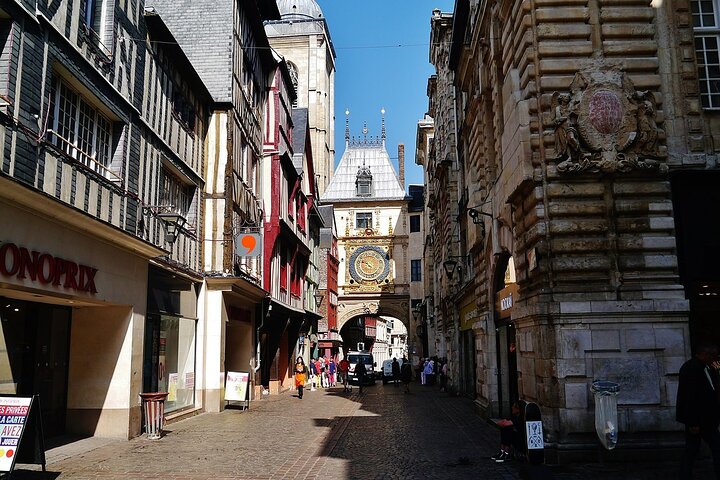 Rouen: Private Walking Tour with a Licensed Tour Guide