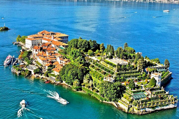 Stresa: 1-Day 3 Borromean Islands Hop-On Hop-Off Boat Tour