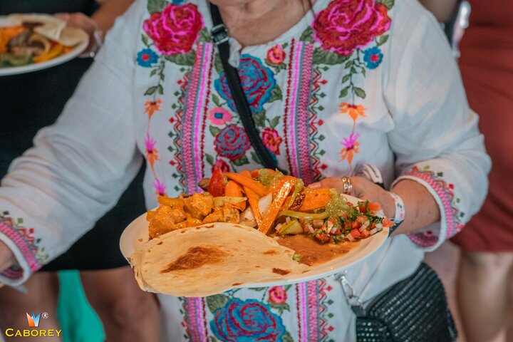 Sunset Mexican Dinner Cruise and Live Music in Cabo San Lucas