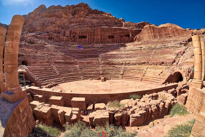 3-Hour Private Petra Tour: Siq, Treasury & Qasr Al-Bint