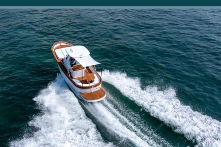 Private Boat Tour to Capri or Amalfi Coast from Sorrento-Positano