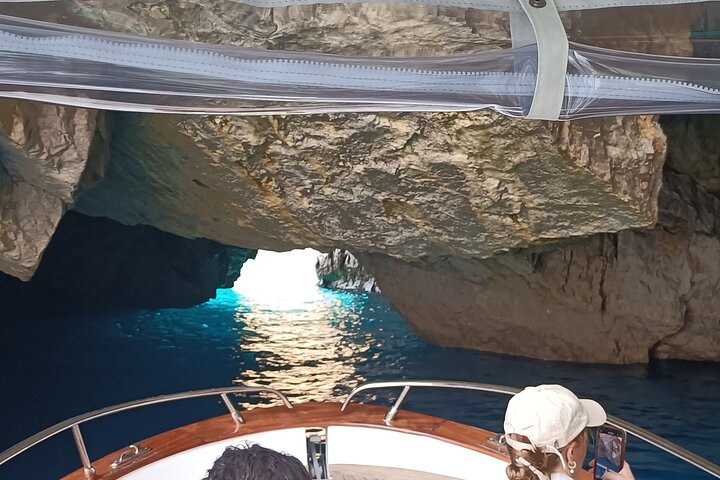 Private Boat Tour to Capri or Amalfi Coast from Sorrento-Positano