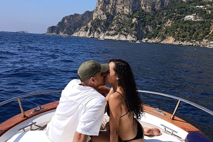 Private Boat Tour to Capri or Amalfi Coast from Sorrento-Positano