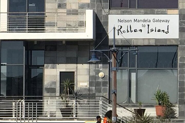 CapeTown Robben Island Tour |Flexible Options &Pre-Booked Tickets